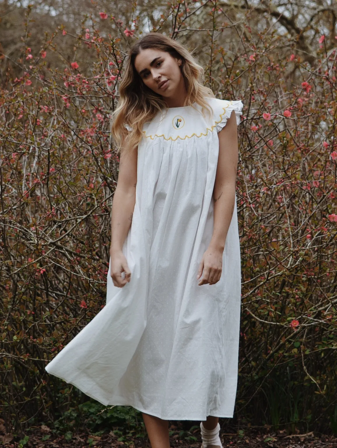 100% RECYCLED DOBBY COTTON - SUMMER BREEZE DAFFODIL NIGHT/DAY DRESS