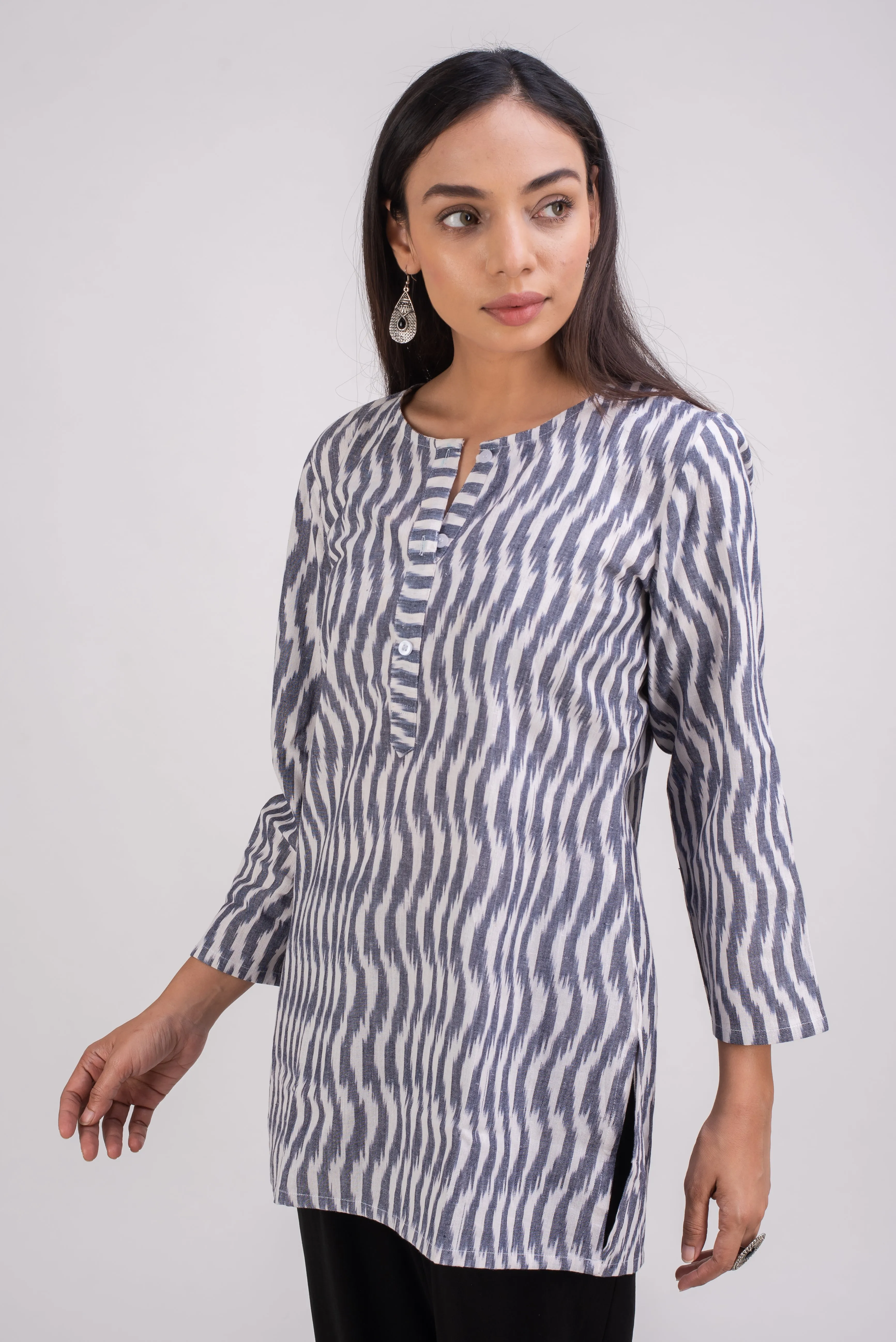 502-302 Gale Tunic