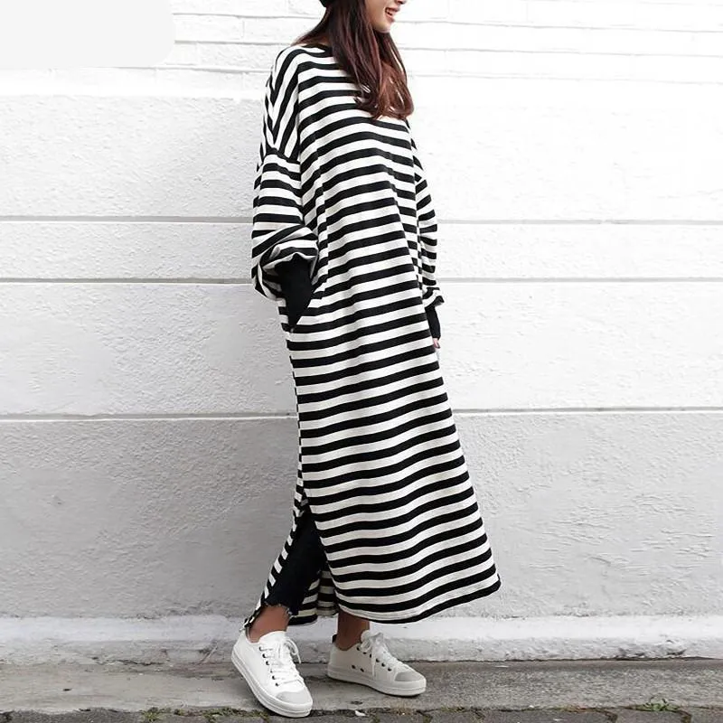 Black and White Striped Plus Size Sweater Dress