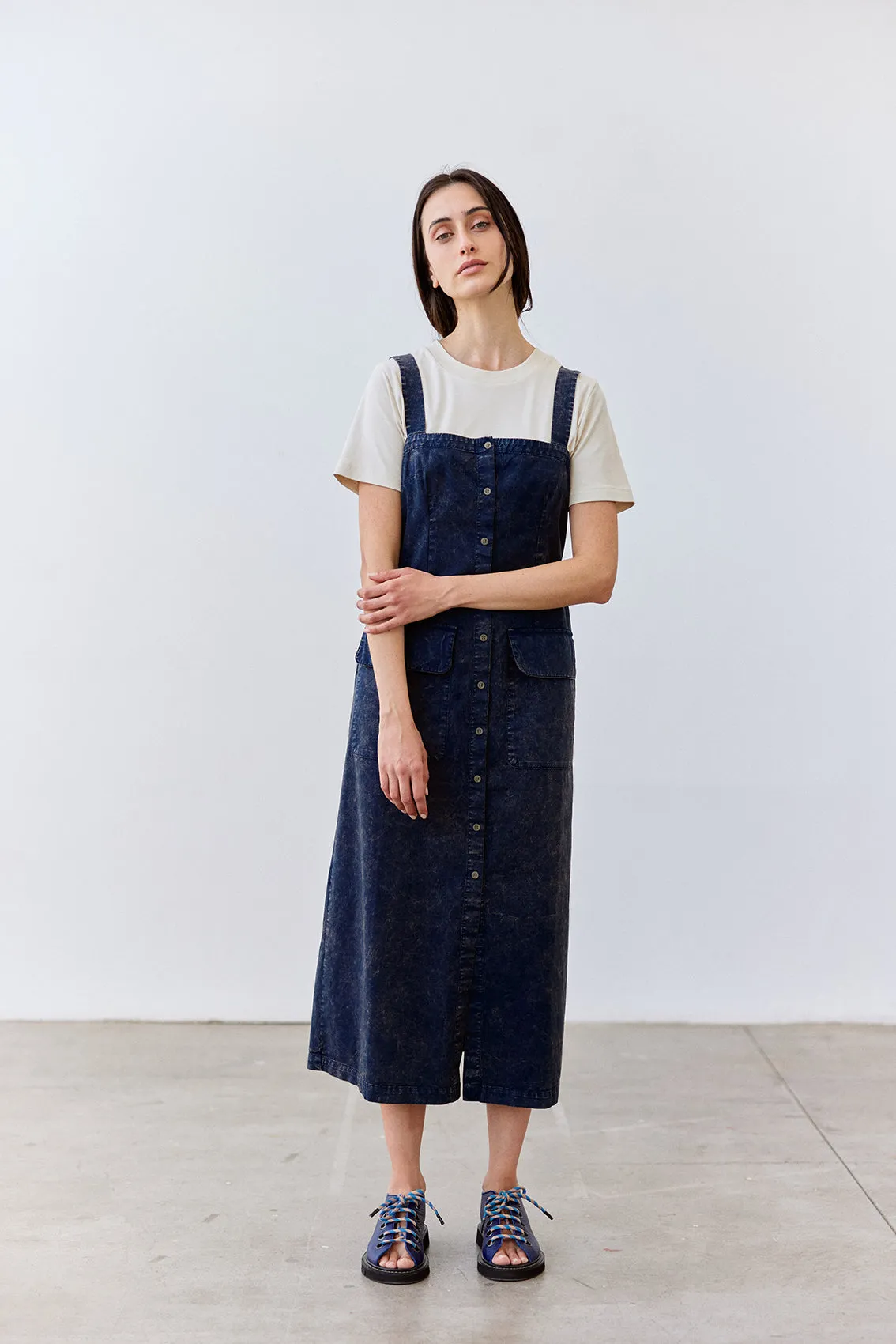 Buttoned Sleeveless Cotton Dress - Piedra Washed