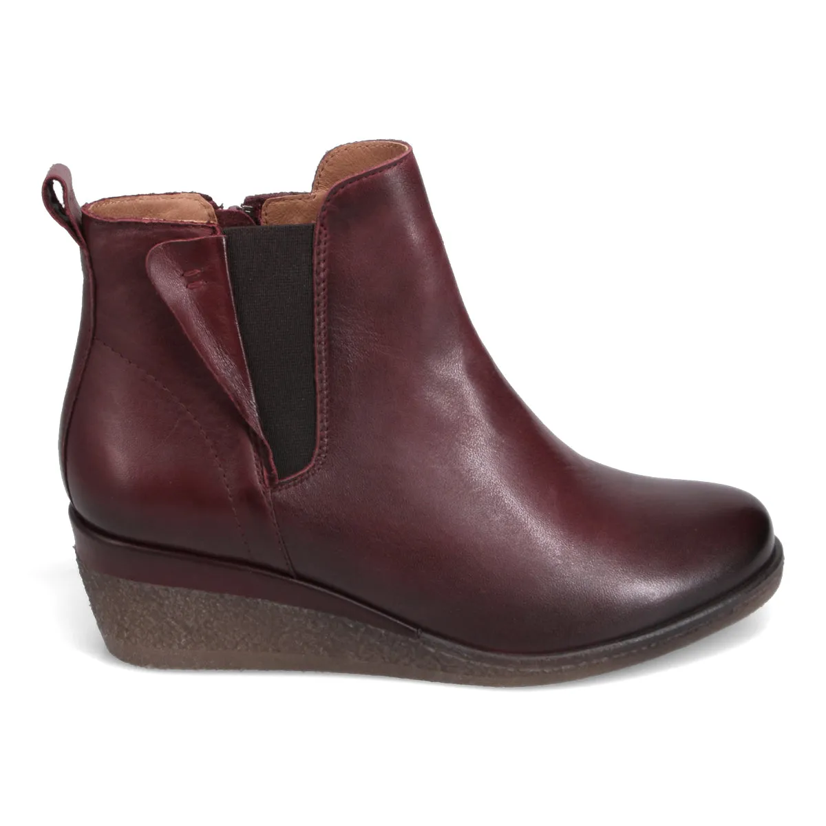 Merrit Wedge Boot