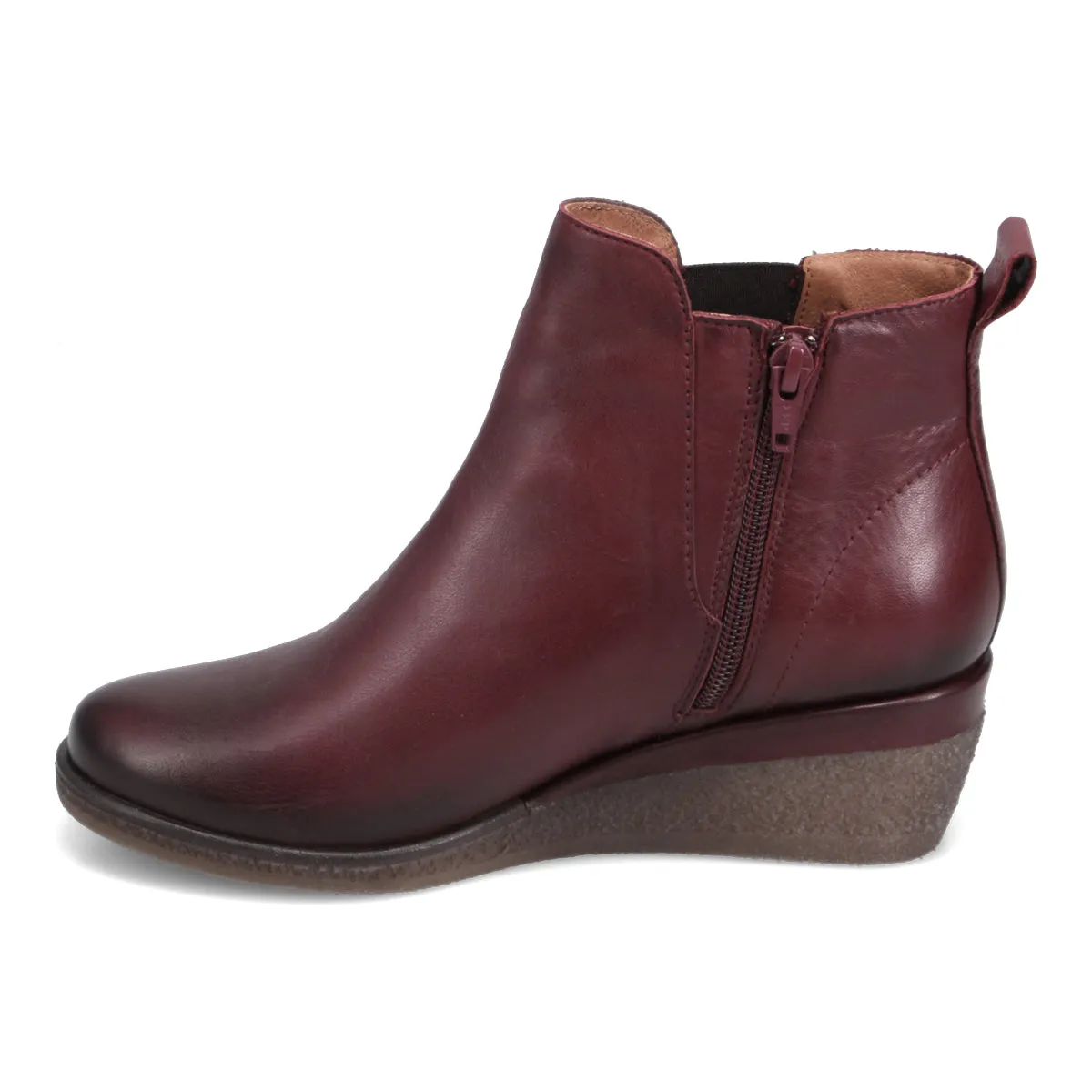 Merrit Wedge Boot