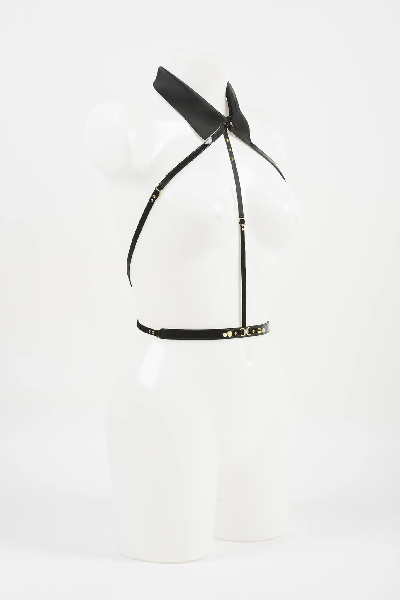 Noir Tuxedo Harness