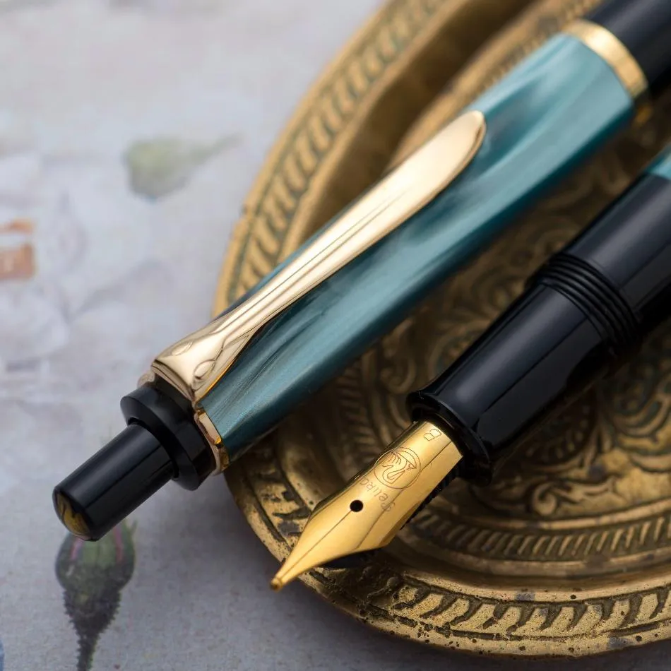 Pelikan Classic M200 Fountain Pen - Green Marble