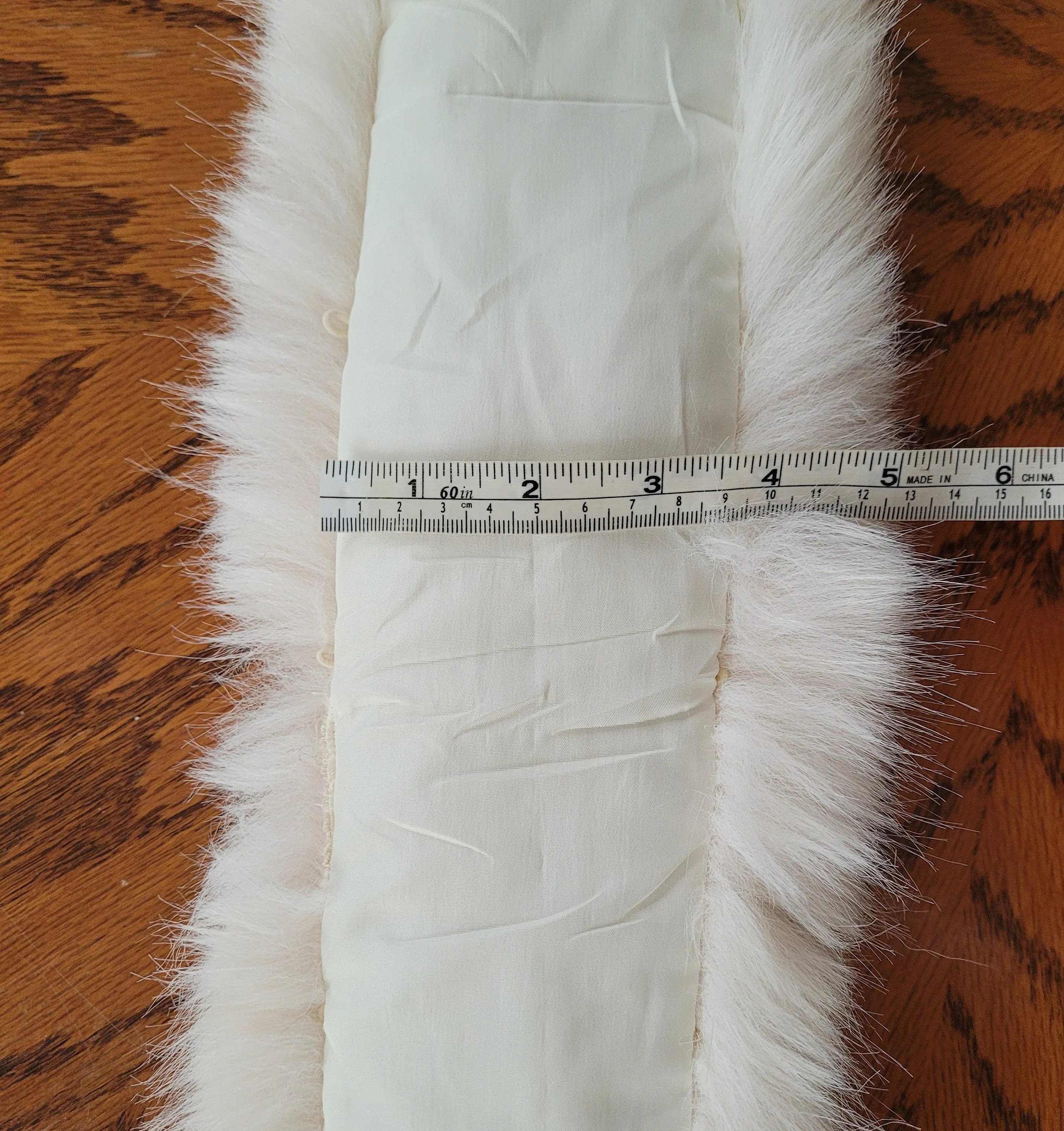 READY to SHIP XL Ivory Silky Plush Faux Fur Vegan Trim Hood, Faux Fur Collar Trim Like Real Fox, Fake Fur, Fur Fabric, Fur Ruff, Fur Hood