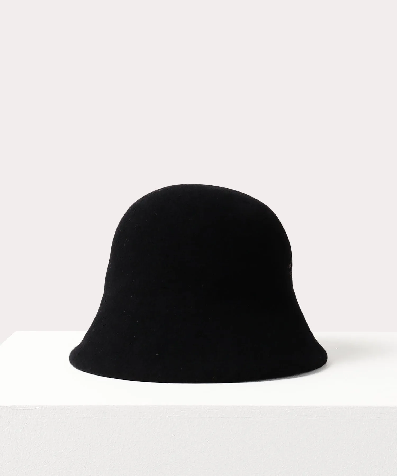 VIVIENNE WESTWOOD CLOCHE HAT