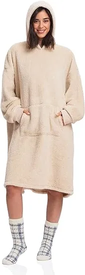 Warm Embrace Off-White Sherpa Hoodie Wearable Blanket - The Ultimate Women's Winter Loungewear